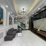 Cho thuê nhà phố văn cao, dt: 58m2, 4 phòng ngủ.