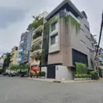 Nhà đẹp hẻm xe hơi đường thành thái q.10 , dt: 4.5 x 18m ,cn : 83m2 , 3 lầu , giá 16.8 tỷ
