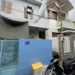 Nhà mặt tiền đừng 6m chia làm 02 căn - còn căn phía sau có hẻm sử dụng giêng