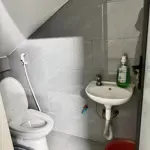 Bán nhà 3 tầng tổ 11, tt quang minh, mê linh. nhà mới, đầy đủ tiện nghi, 2 mặt thoáng