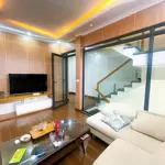 Cho thuê nhà trung hành full đồ, ô tô đỗ cửa - 4 phòng ngủ