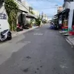 Cần bán nhà 2 mặt tiền đường nhựa nội bộ hàn thuyên gần biển, chợ lớn phan thiết.