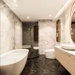 Tinh hoa giới siêu giàu châu á- khoáng nóng onsen - sân golf trên không - rotbot thông minh phục vụ