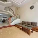Cho thuê nhà khu phân lô văn cao, 5 p.ngủ khép kín.