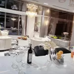 Cần bán gấp mặt tiền đường khu vip phường phú thuận, quận 7. dt = 10 x 20m = 4 tầng giá chỉ 18 tỷ.