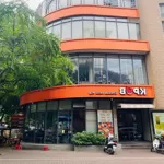 Cho thuê nhà nằm trên mặt phố ngọc hà, khu vực trung tâm quận ba đình, lăng bác