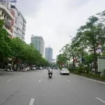 Cho thuê nhà mặt phố khu vực xã đàn - phù hợp mọi loại hình kinh doanh-mt cực khủng - nhận nhà ngay
