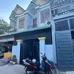 Tôi cần bán nhà sổ chung tại tpk13 tân uyên, bình dương