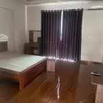 C.h.o t.h.u.ê n.h.à tại phố văn cao - đường rộng oto đỗ thoải mái, 4 ngủ full, 17 triệu-0912473845