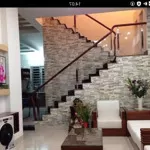 Bán nhà 1 sẹc thích quảng đức, nhà có 4 phòng ngủ đường thông, thích hợp kinh doanh, mua bán