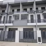 Căn 1 trệt 2 lầu kcn phước đông 64m2 1 trệt 2 lầu giá 1.9 tỷ sổ sẵn sang tên công chứng ngay lh tín