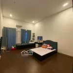 Nhà mặt đường hai bà trưng vị trí siêu đẹp mạn 2 chiều oto, dt 90m thực tế 96m ngang 4,5m vuông