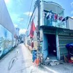 Bán nhà lô góc thới an 28. 63m2, 2 tầng đường 4m thông, xe hơi ngủ trong nhà.
