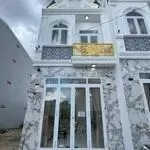 Nhà lầu mới 2 mặt tiền view sông - gần đại học fpt và bệnh viện nhi đồng