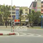 Vị trí vàng, văn phòng đẹp, giá hấp dẫn, diện tích 50m2 -100m2-200m2-600m2. mặt trần khát chân