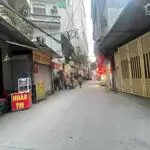 Nhà cầu diễn 55m2, vài bước ra quốc lộ 32, 4.1 tỷ , liên hệ 0987501656