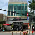Kẹt tiền, bán gấp nhà mặt tiền lê quang định ( dt: 11x28m), kc: 6 tầng giá chỉ 63 tỷcó thương lượngmạnh