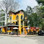 Siêu phẩm - cho thuê nhà mặt phố văn quán view hồ siêu đẹp, dt: 250m2 x 2 tầng, mặt tiền lô hóc 30m