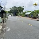 Bán nhà riêng view đẹp tại lái thiêu, 1,95 tỷ cach chợ chỉ 200m, sát bên đường lớn