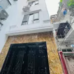 Nguyễn phúc lai trung tâm đống đa - 6 tầng ở ngay 30m ra mặt phố - mặt tiền 3.5m giá 8 tỷ.