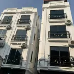 Cho thuê nhà nguyên căn sát tổ 13 yên nghĩa 5 tầng 35m2, 3 ngủ khép kín giá 9tr điện nước giá dân
