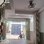 Cho thuê gấp nhà phố 6pn, 4wc, 40m2, 20 triệu ở tân phú, q7, hcm
