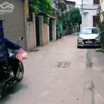 Bán nhà bồ đề , long biên 60m2 , 16,3ty mt4met ,thang máy, gara ôtô, 6 phòng ngủ.fun nội thất