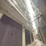 Nhà đẹp - trần cung xây mới thang máy nhỉnh 8 tỷ 39m2 * 7 tầng thang máy -gần phố sổ đỏ chính chủ ạ