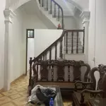 Cho thuê nhà 4 tầng số nhà 18 ngõ 1 nguyễn trãi - hà đông.
giá 12triệu/tháng.
n