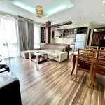 Chính chủ tôi cần bán tòa apartment 6 tầng thang máy lô góc đẹp ô tô đỗ cửa kd luôn full phòng