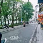 Bán nhà mặt hồ nhật chiêu, view hồ, dt 85m2 x 2 tầng, mặt tiền 6.5m, giá 61 tỷ.