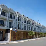 Shophouse ngoại giao 1 trệt 2 lầu trung tâm dĩ an - sổ hồng riêng - giá 4.6 tỷ (full nt cb)
