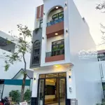Bán gấp nhà 1 trệt 2 lầu siêu đẹp ngay mặt tiền quốc lộ 1a gần aeon tân an giá chỉ 1,9 tỷ