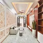 Chính chủ cần bán gấp căn nhà xuân phương, nam từ liêm, 7 chỗ đỗ cửa, s: 35m2, mt 4.5m, 5 tầng