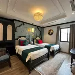 Bán nhà mặt phố hàng thiếc siêu phẩm
hoàn kiếm.
dt: 158m2* 8tầng,mt: 5,5m ,giá: 216 tỷ