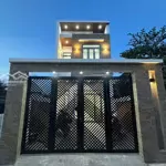 Nhà đẹp thị trấn diên khánh có sân đậu ô tô,đường rộng 4,5m liên thông ra quốc lộ 1a.