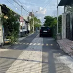 Bán nhà lầu mái thái ngay khu 8 phú hoà, thủ dầu một. đường nhựa ôtô thông. 5x20m, 3p ngủ, sân ôtô