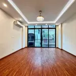 Nhà mới 6 tầng thang máy ô tô tránh trung tâm đống đa cách mặt phố 10m chỉ 16,8 tỷ!