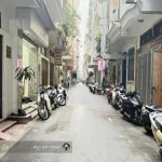 Bán nhà trần quốc hoàn, cầu giấy phân lô oto vào nhà ngõ thông bàn cờ kinh doanh giá 17.5 tỷ
