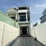 Bán nhà phú mỹ đường dx 039 nhựa 8m, nhà 1 trệt 1 lầu, 3 phòng ngủ, sân để 2 xe oto