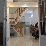 Cho thuê nhà ng đình chiểu, p4, pn. 2pn, 2wc, balcon. vài bước ra mặt tiền