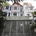 Bán nhà quận 7 - tân qui - đường số 77- ngang 5 x 24m - nở hậu - 4tầng - 4 phòng ngủ- chỉ 18tỉ x