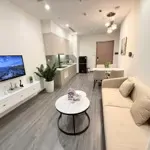 Bán căn 1pn rộng 42m,full nội thất, hướng đông bắc, view biệt thự, giá 2tỷ670 kbp, lh:0846583333