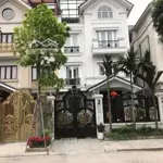 Cho thuê biệt thự nguyễn thị định-120m2 xây 4 tầng,mt 9m ,oto đỗ cửa ,nhà điều hòa đầy đủ vào luôn