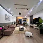 Bán liền kề galaxy vạn phúc hà đôngdiện tích100m2 x 6 tầng thang máy trục chính kinh doanh liên hệ: 0974228117